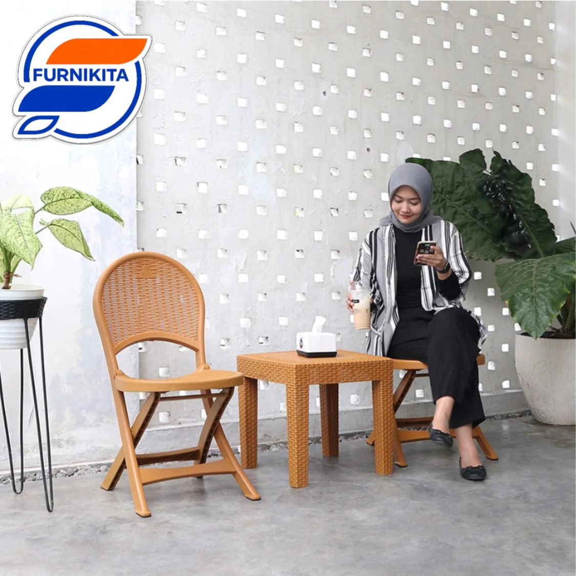 Kursi Lipat Plastik - OFC (Folding Chair)