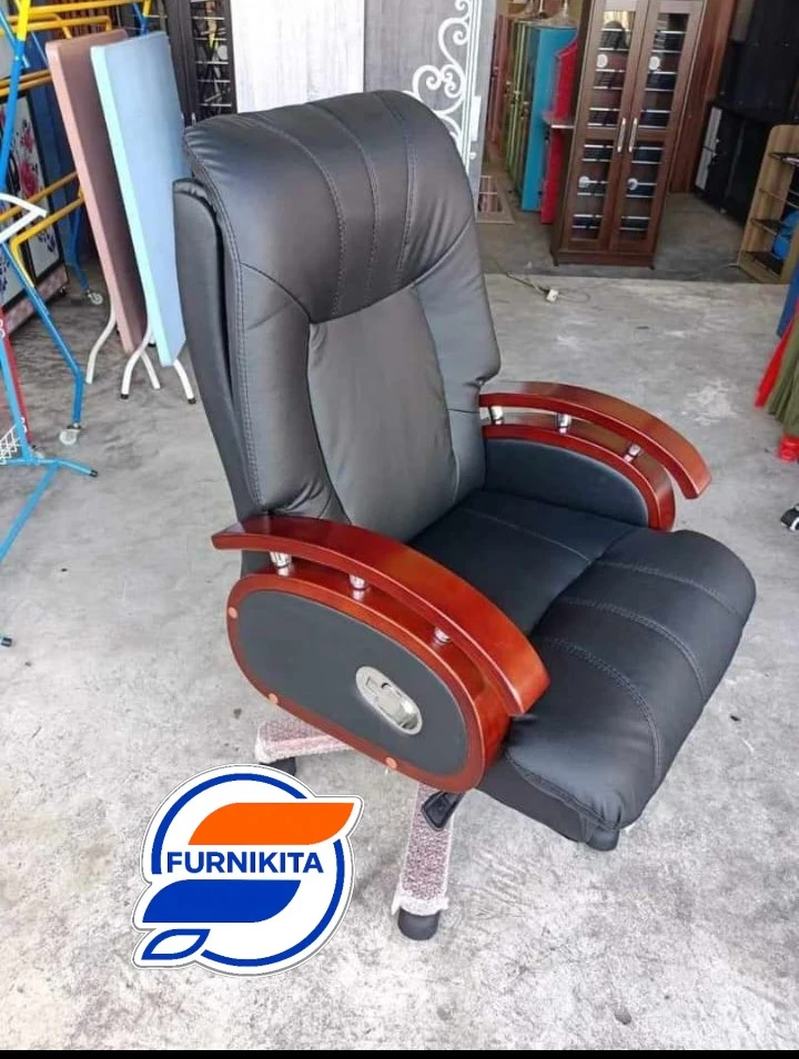 Kursi Direktur Direksi